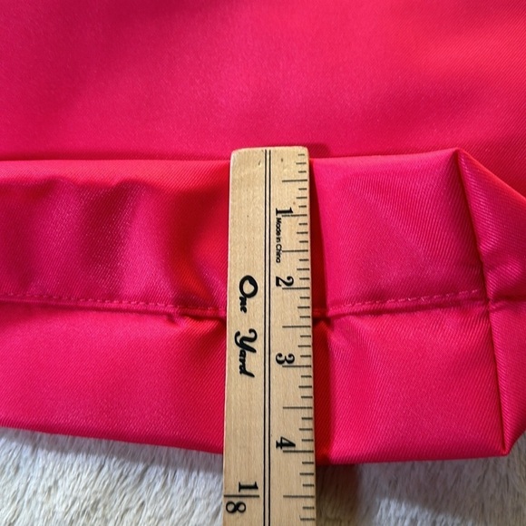 Clinique Limited Edition Hot Pink Shopper Tote Bag Cut Out Handles NEW - Picture 8 of 10